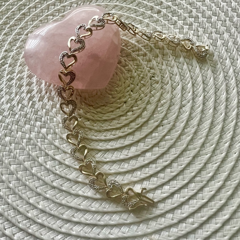 Elegant Heng Ngai Heart Link Bracelet in Gold and Silver